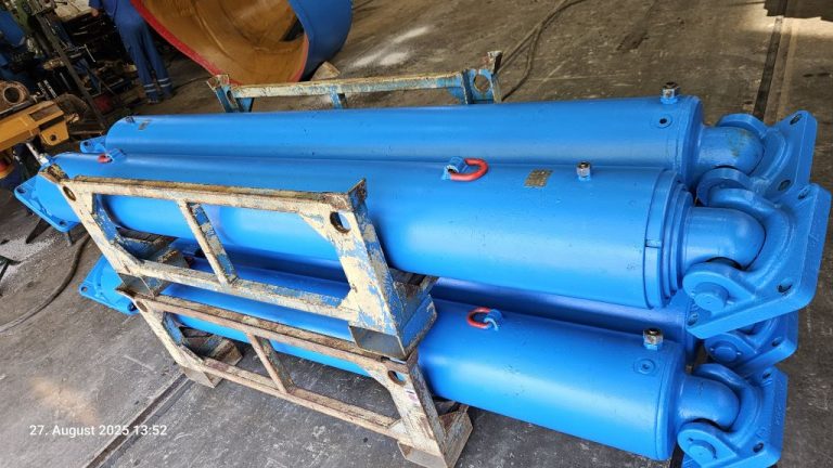 USED- Westfalia Main Jacking Cylinder 4.5m stroke